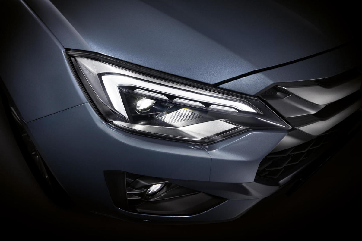 HEADLAMPS WITH LED DRL